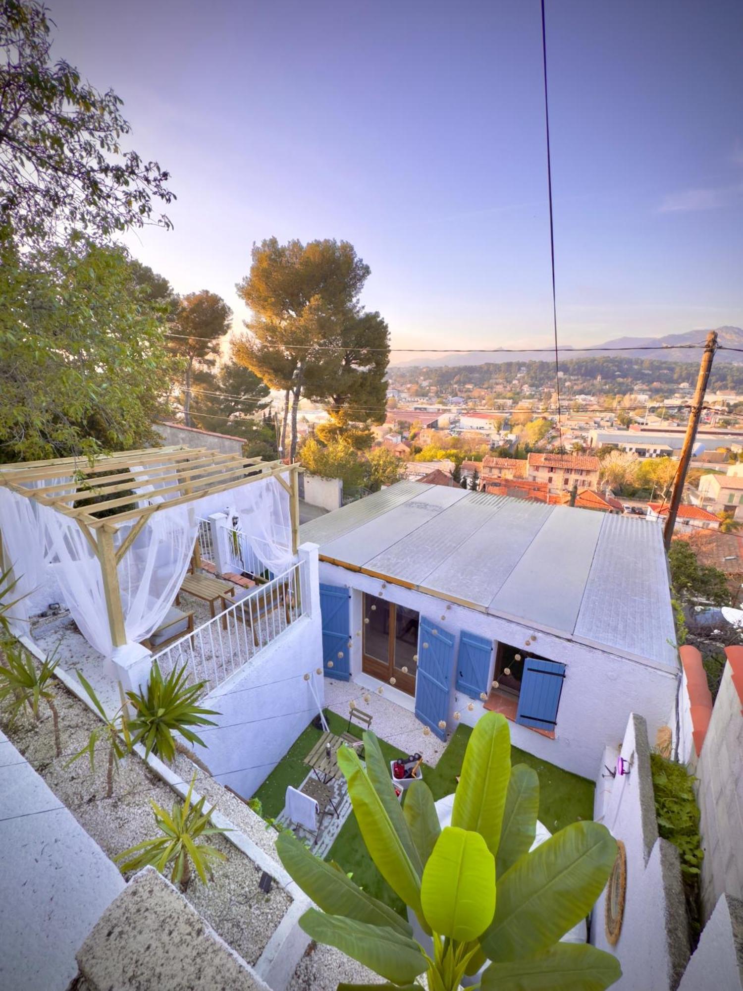 Petite Maison Avec Terrasse La Penne-sur-Huveaune Zewnętrze zdjęcie